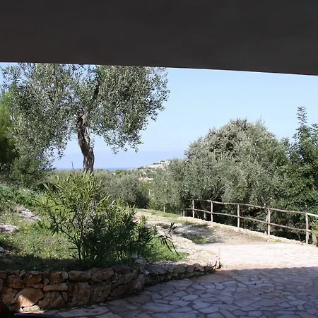 Gli Stingi Apart-hotel 4*